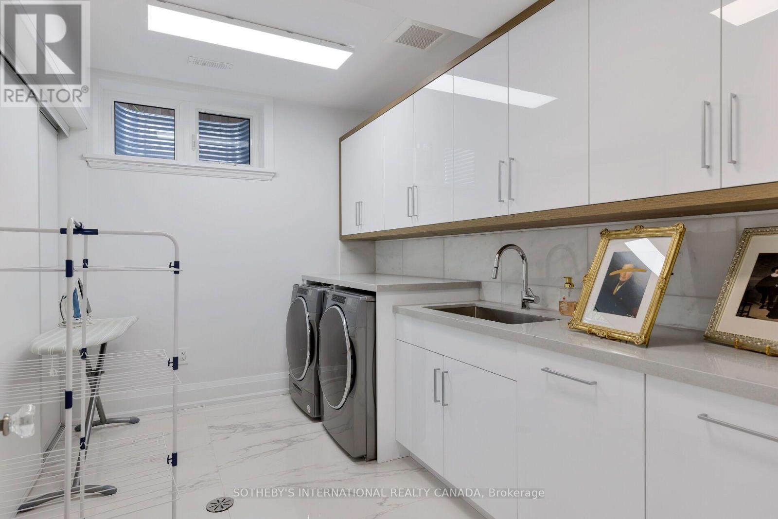 2b Fairway Road, Toronto, Ontario  M9A 5E9 - Photo 45 - W13665400
