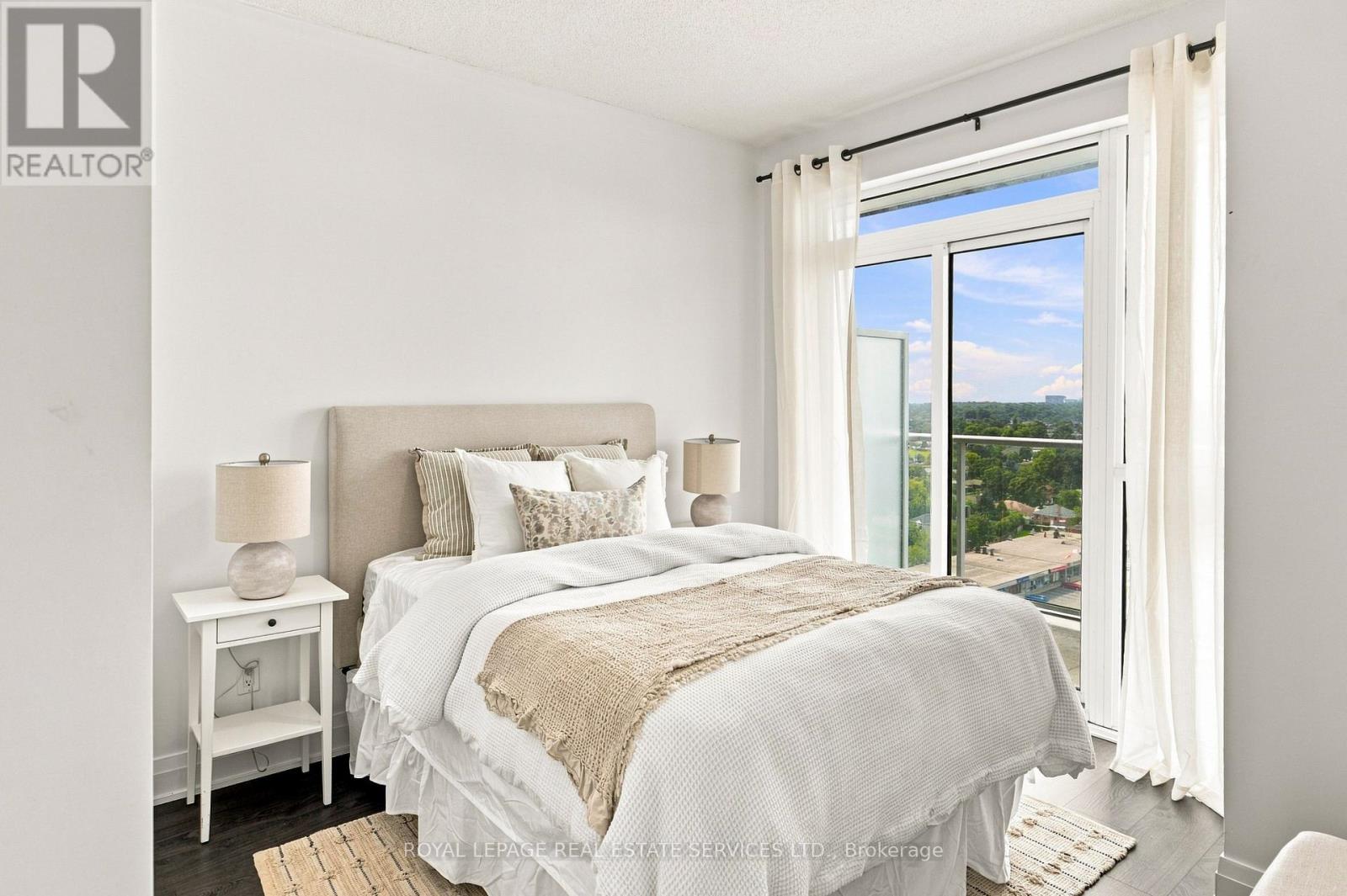 1310 - 55 Speers Road, Oakville, Ontario  L5K 3R6 - Photo 11 - W13665420