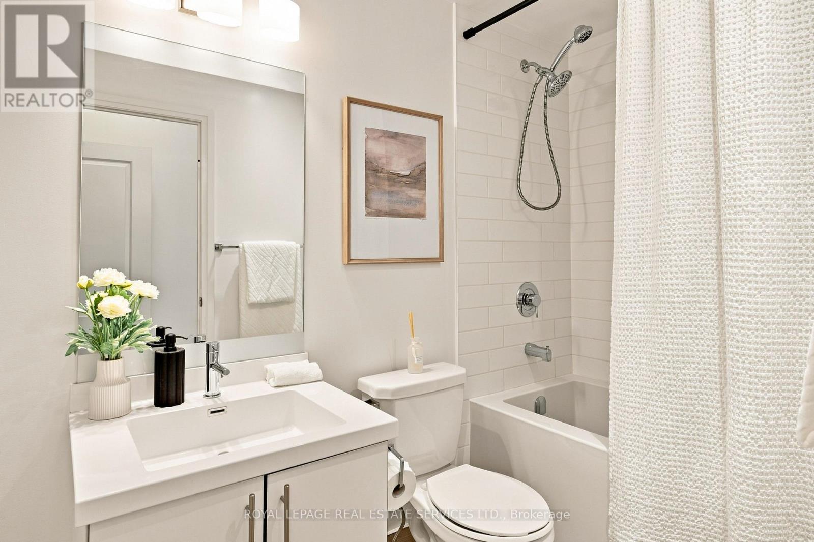 1310 - 55 Speers Road, Oakville, Ontario  L5K 3R6 - Photo 17 - W13665420