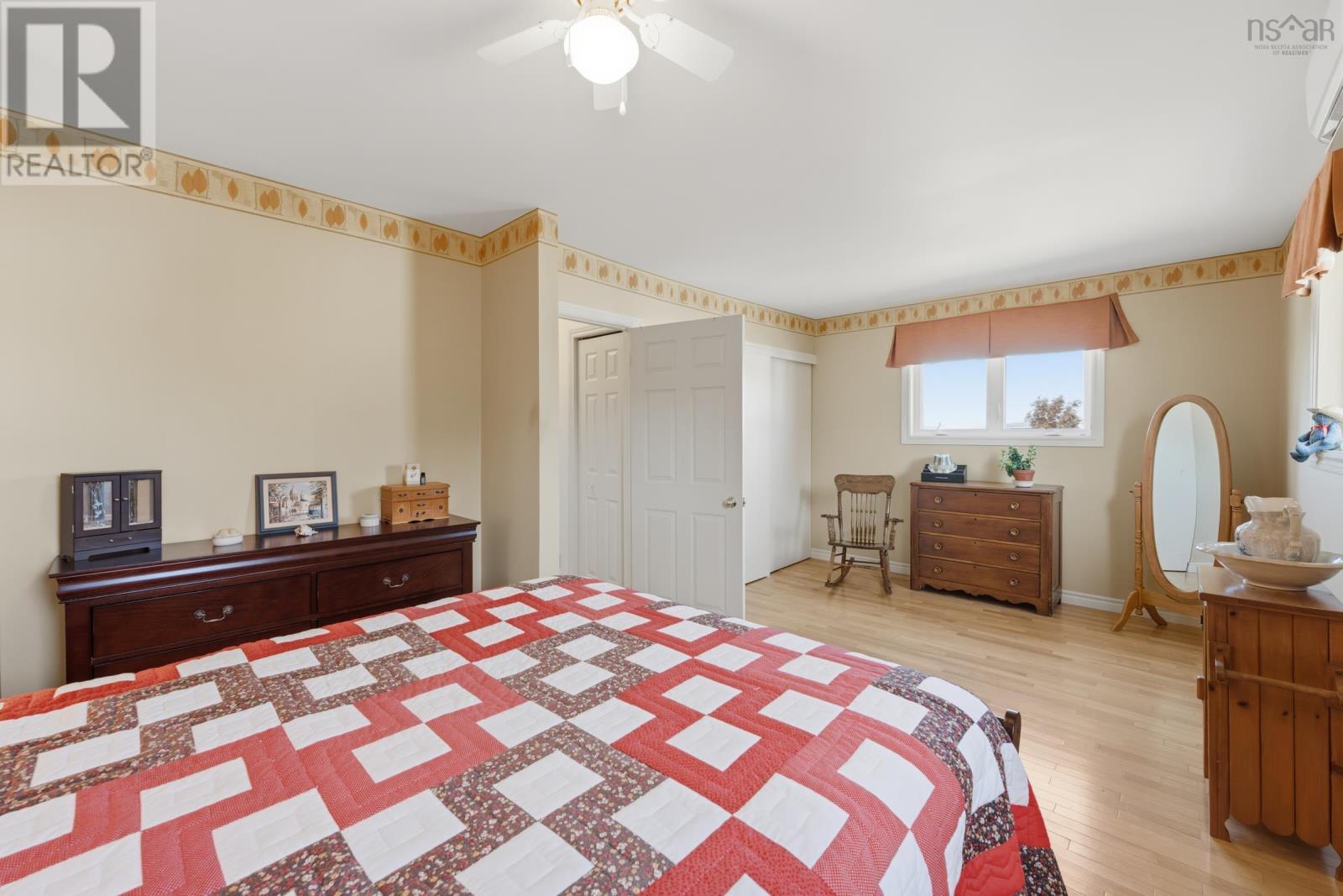 554 South Broadway, Cornwallis Park, Nova Scotia  B0S 1H0 - Photo 19 - 202616847