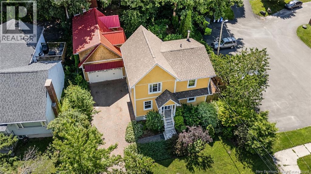 304 Connaught Street, Fredericton, New Brunswick  E3B 2B4 - Photo 6 - NB145827