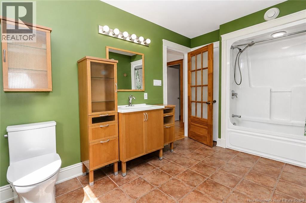 304 Connaught Street, Fredericton, New Brunswick  E3B 2B4 - Photo 25 - NB145827