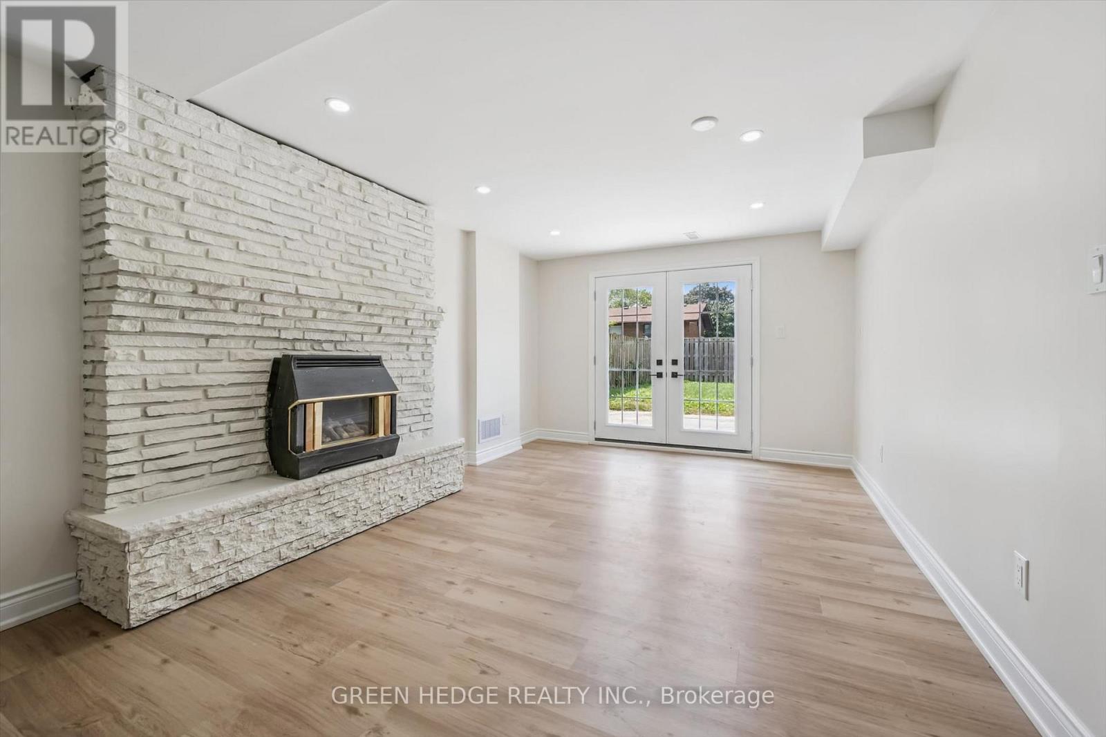 385 Village Crescent, Kitchener, Ontario  N2M 4V2 - Photo 32 - X13665394
