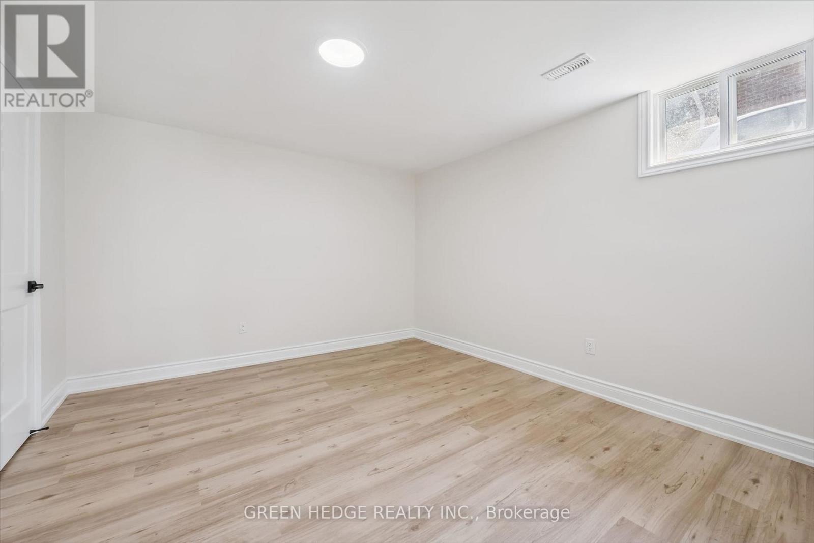 385 Village Crescent, Kitchener, Ontario  N2M 4V2 - Photo 38 - X13665394