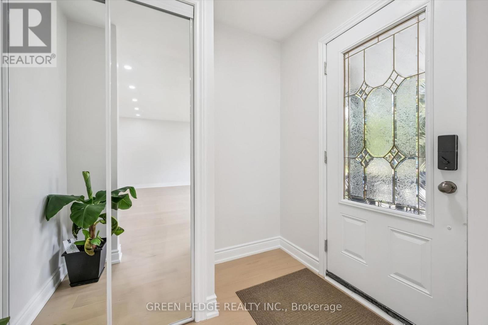 385 Village Crescent, Kitchener, Ontario  N2M 4V2 - Photo 7 - X13665394