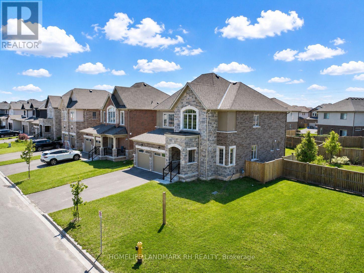 9 Homestead Way, Thorold, Ontario  L2V 0B7 - Photo 3 - X13665428