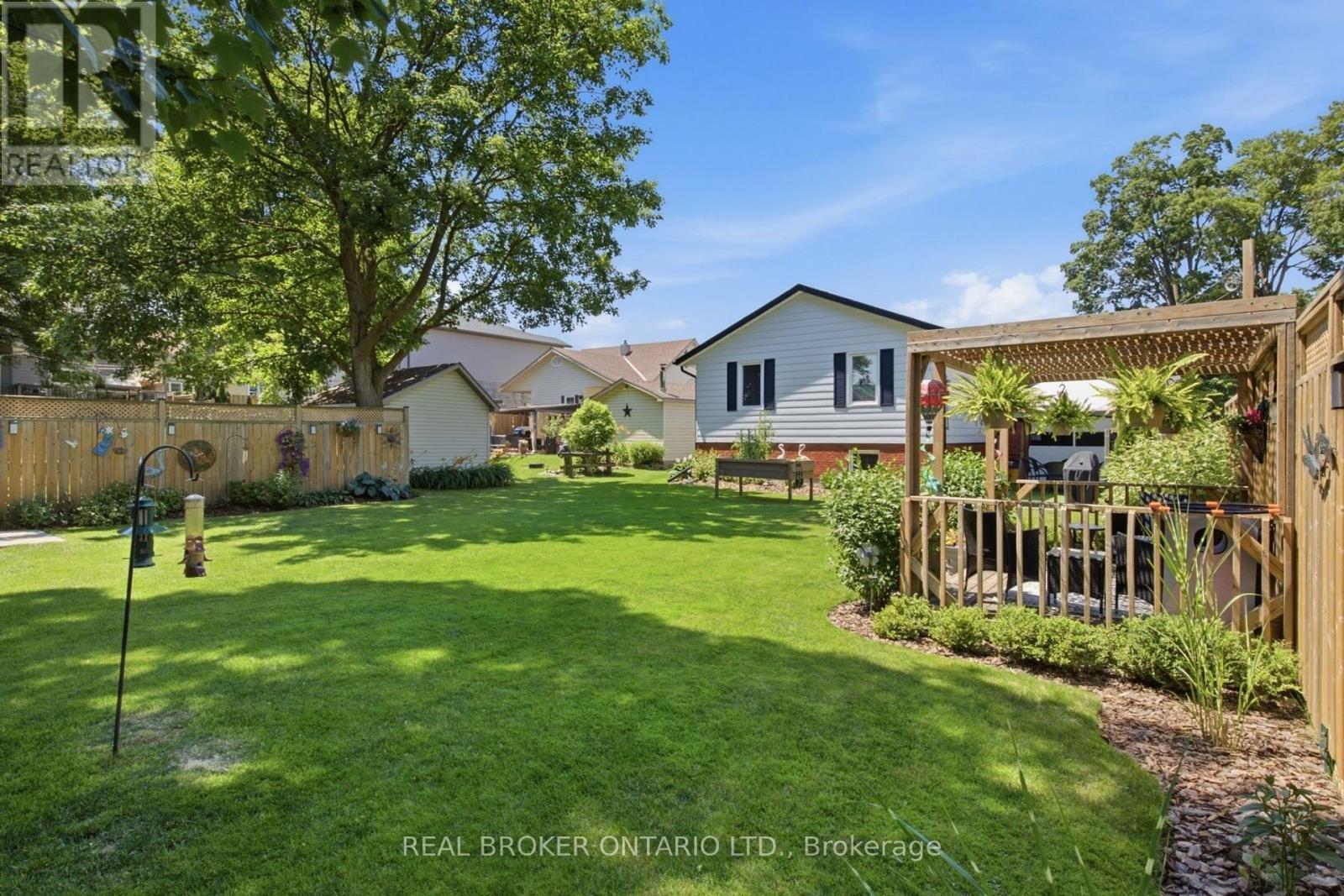 460 Wellington Avenue S, North Perth, Ontario  N4W 2J4 - Photo 46 - X13665430