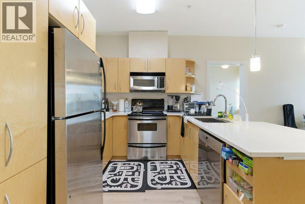 210, 69 Springborough Court SW, Calgary, Alberta  T3H 5V5 - Photo 6 - A2314275