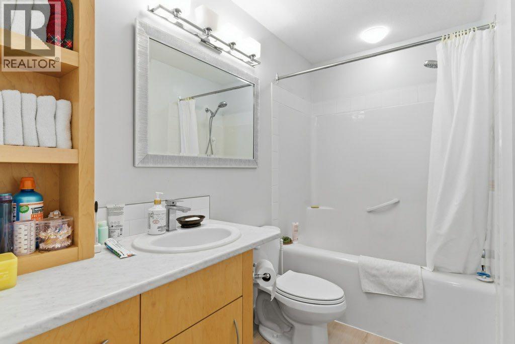 210, 69 Springborough Court SW, Calgary, Alberta  T3H 5V5 - Photo 19 - A2314275