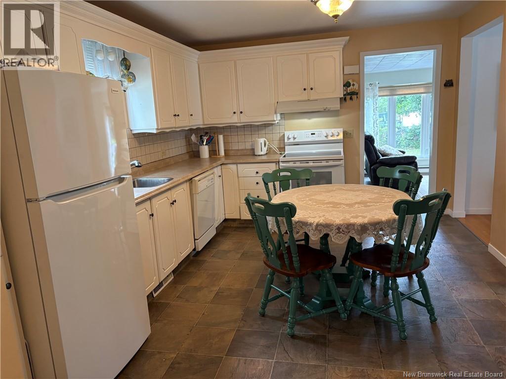 235 Ave Des Pionniers, Balmoral, New Brunswick  E8E 1B1 - Photo 10 - NB145684