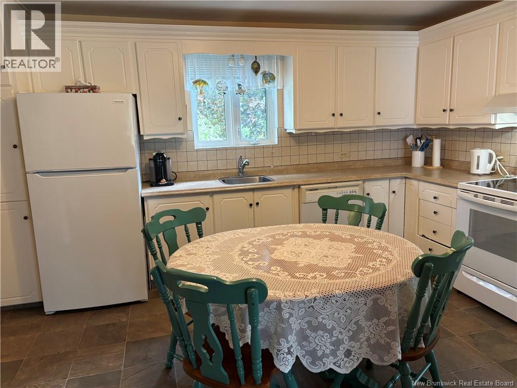 235 Ave Des Pionniers, Balmoral, New Brunswick  E8E 1B1 - Photo 11 - NB145684