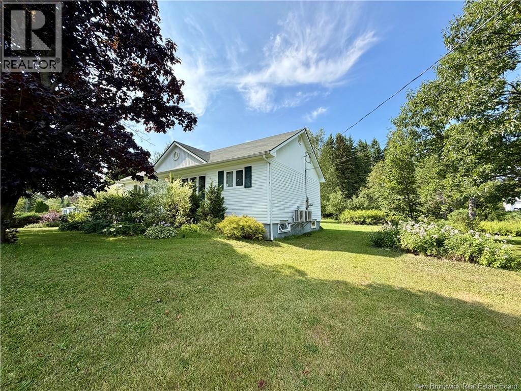 235 Ave Des Pionniers, Balmoral, New Brunswick  E8E 1B1 - Photo 3 - NB145684