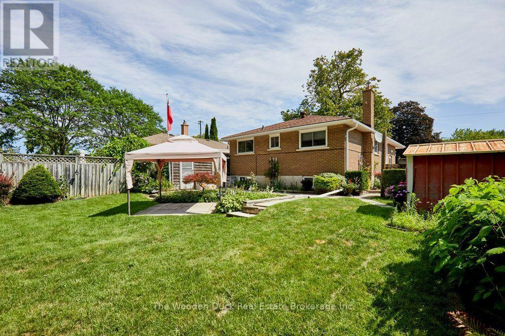 926 Walton Boulevard, Whitby, Ontario  L1N 3G5 - Photo 15 - E13665458