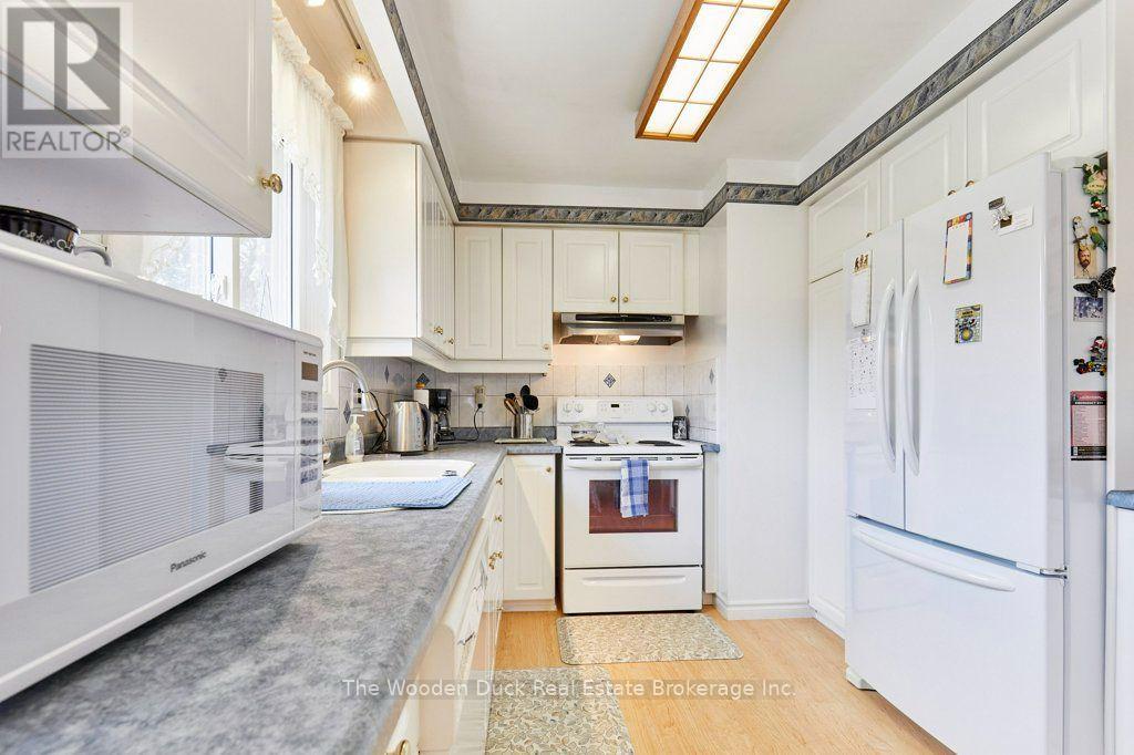 926 Walton Boulevard, Whitby, Ontario  L1N 3G5 - Photo 18 - E13665458