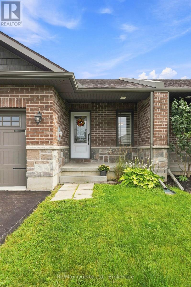 53 Aspen Drive, Quinte West, Ontario  K8V 0E2 - Photo 5 - X13665444