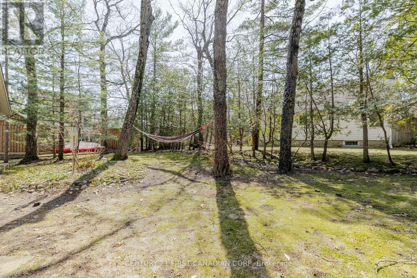 47 Heaman Crescent, Lambton Shores, Ontario  N0M 1T0 - Photo 21 - X13665558