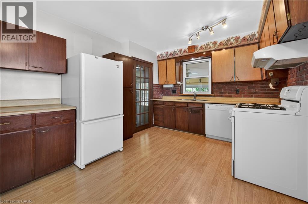 16 Brodick Street, Hamilton, Ontario  L8S 3E4 - Photo 6 - 40831881