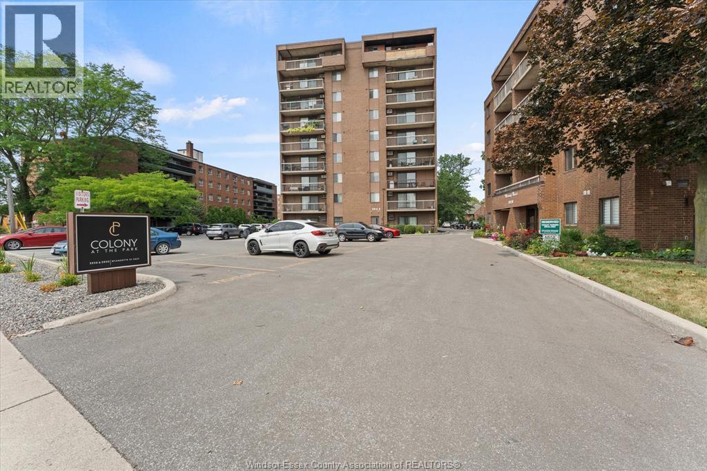 MLS# 26019421: 3936 Wyandotte STREET East Unit# 405, Windsor, Canada