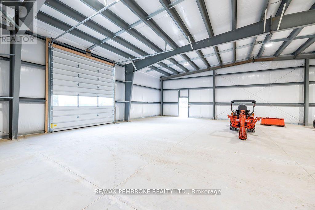 99 Industrial Avenue, Petawawa, Ontario  K8H 2W8 - Photo 11 - X13665480