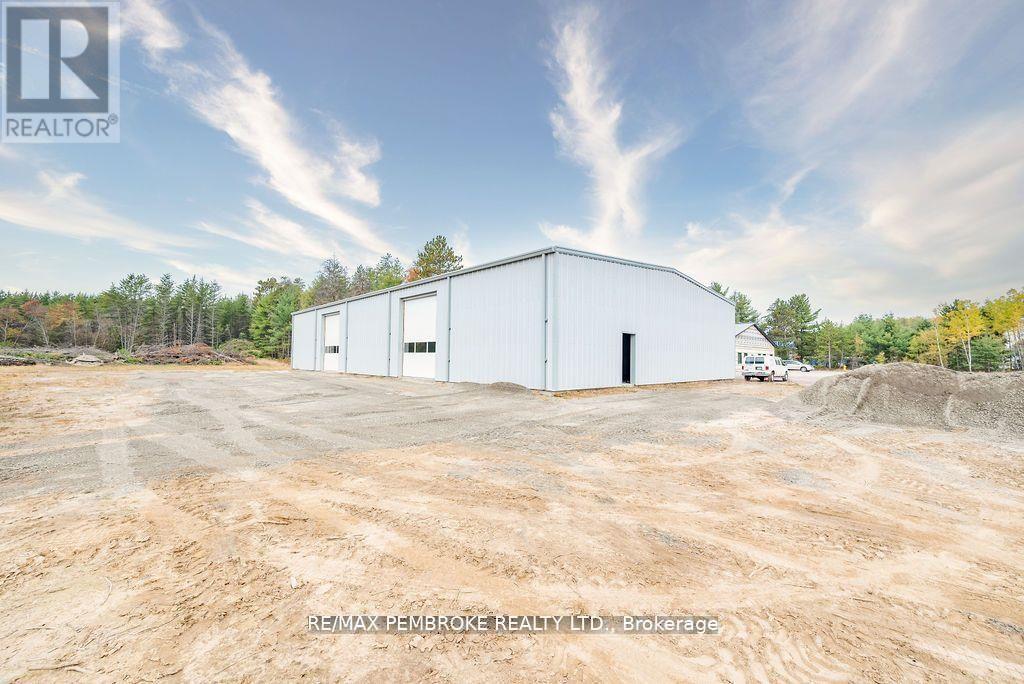 99 Industrial Avenue, Petawawa, Ontario