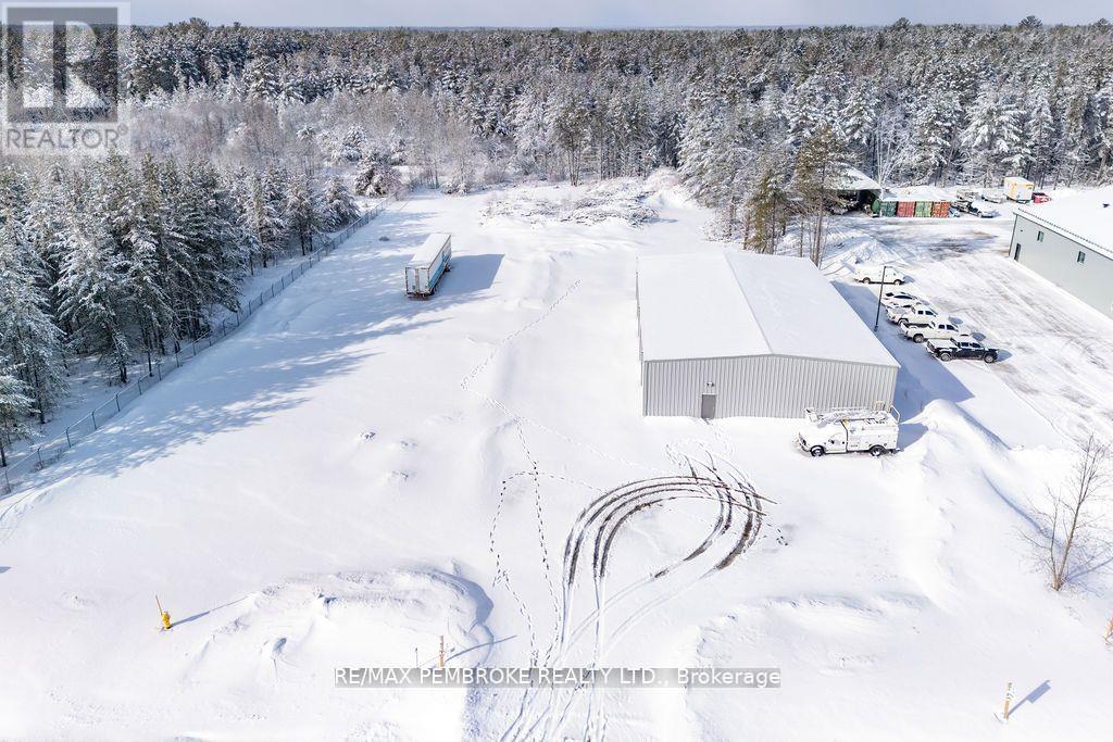 99 Industrial Avenue, Petawawa, Ontario  K8H 2W8 - Photo 31 - X13665482