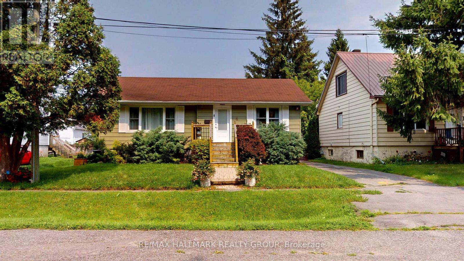 4 King Street, Cornwall, Ontario K6J 1J8 - Photo 3 - X13665514