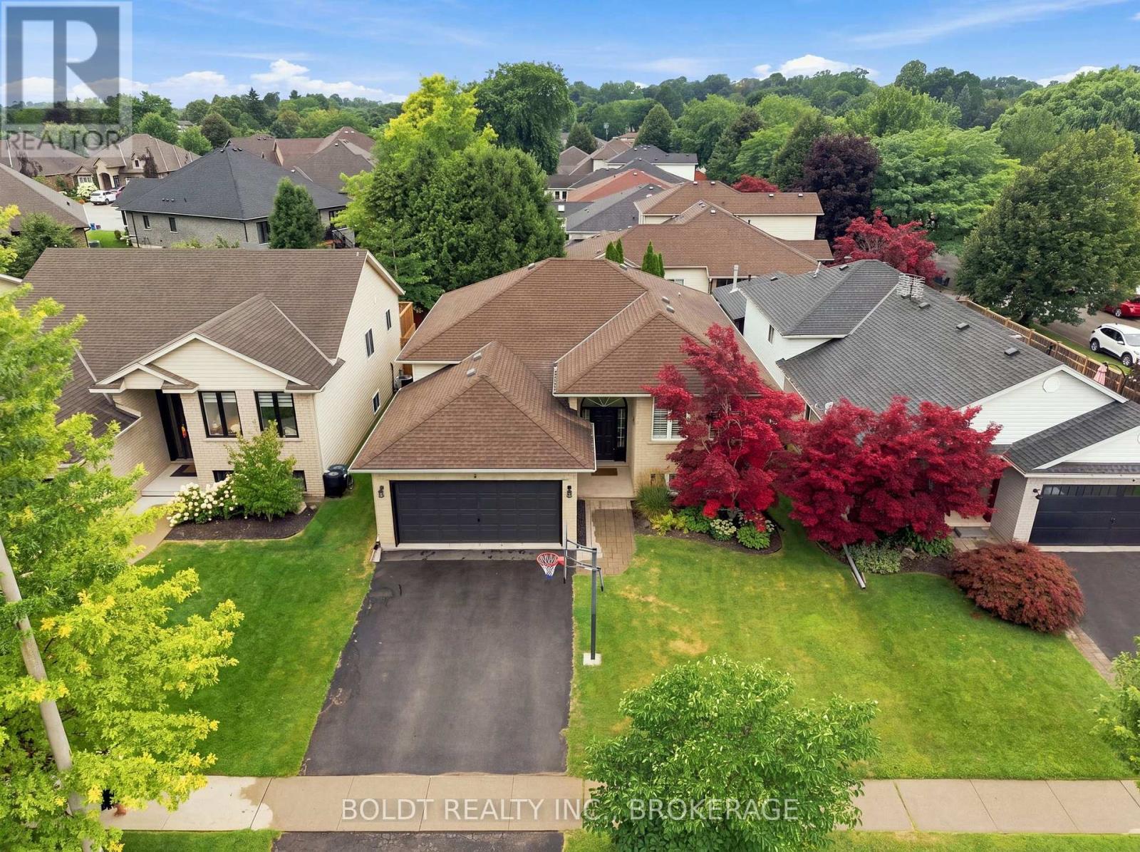 4 MASON DRIVE, Pelham, Ontario