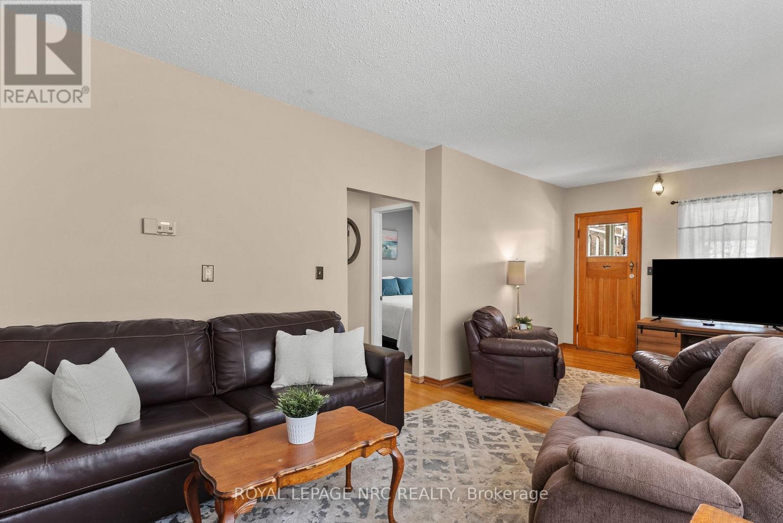 14 Heatherington Street, St. Catharines, Ontario  L2R 2G5 - Photo 11 - X13665530