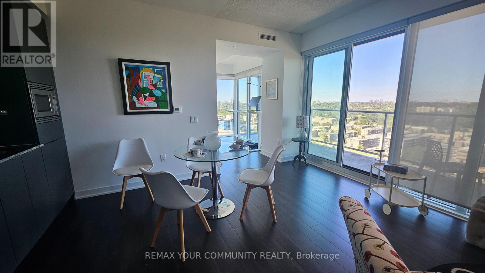 1604 - 50 O'neil Road, Toronto, Ontario  M3C 0R1 - Photo 2 - C13665544