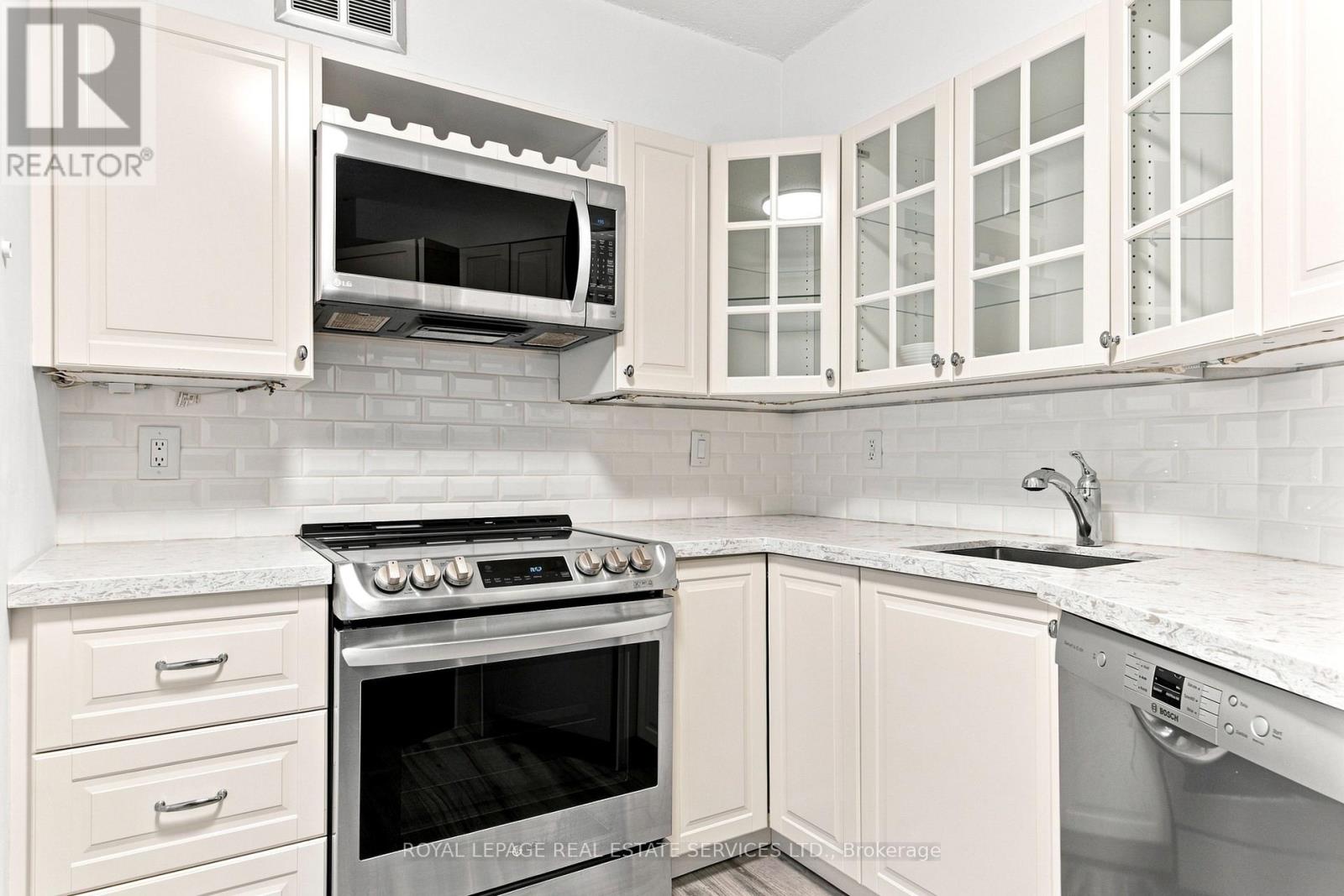 1104 - 250 Queens Quay, Toronto, Ontario  M5J 2N2 - Photo 15 - C13665552
