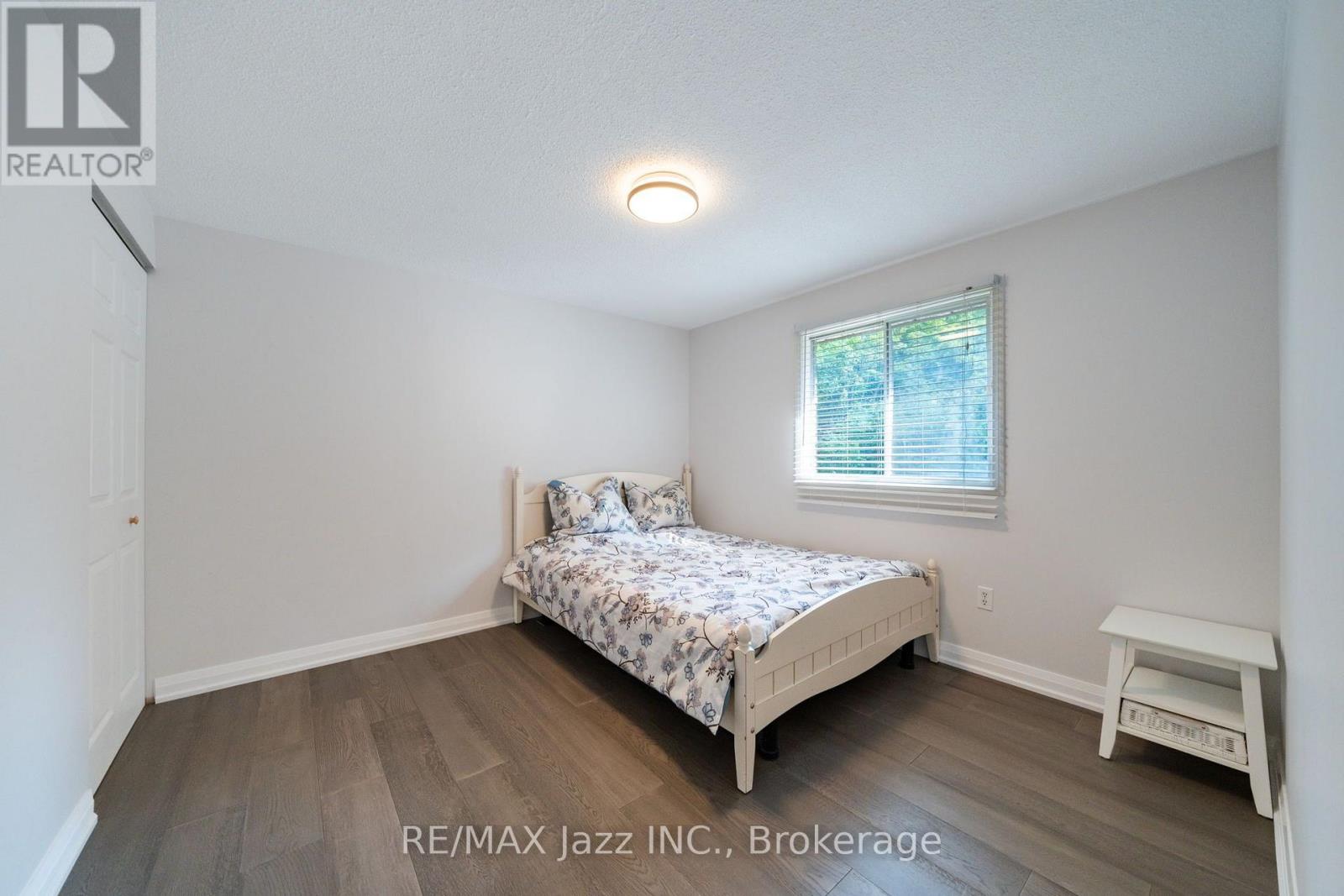262 Athabasca Street, Oshawa, Ontario  L1H 8E4 - Photo 27 - E13665536