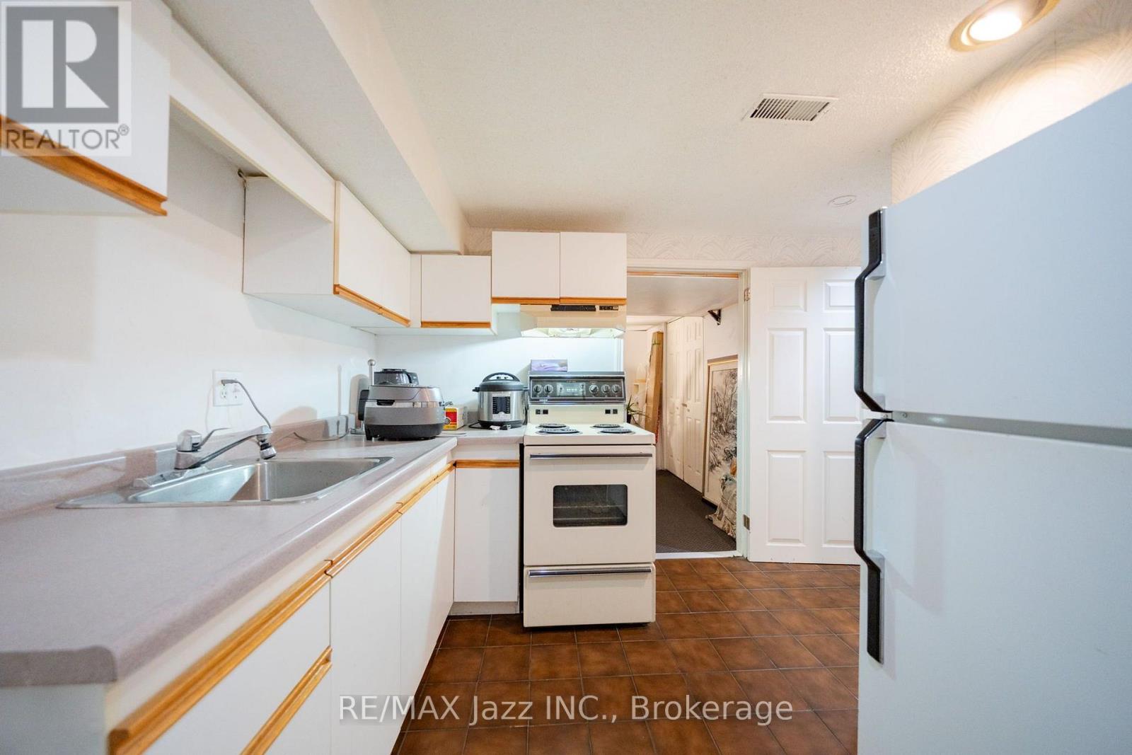 262 Athabasca Street, Oshawa, Ontario  L1H 8E4 - Photo 40 - E13665536