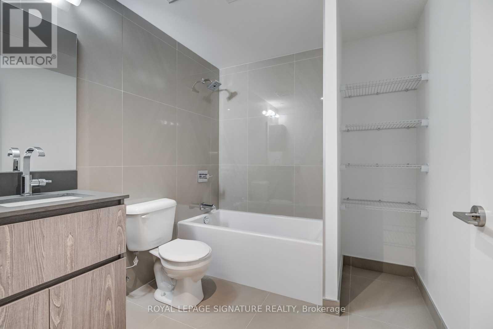 512 - 30 Baseball Place, Toronto, Ontario  M4M 0E8 - Photo 15 - E13665490