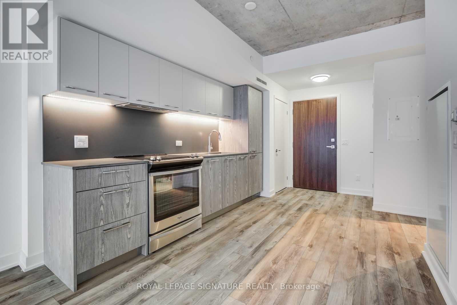 512 - 30 Baseball Place, Toronto, Ontario  M4M 0E8 - Photo 3 - E13665490