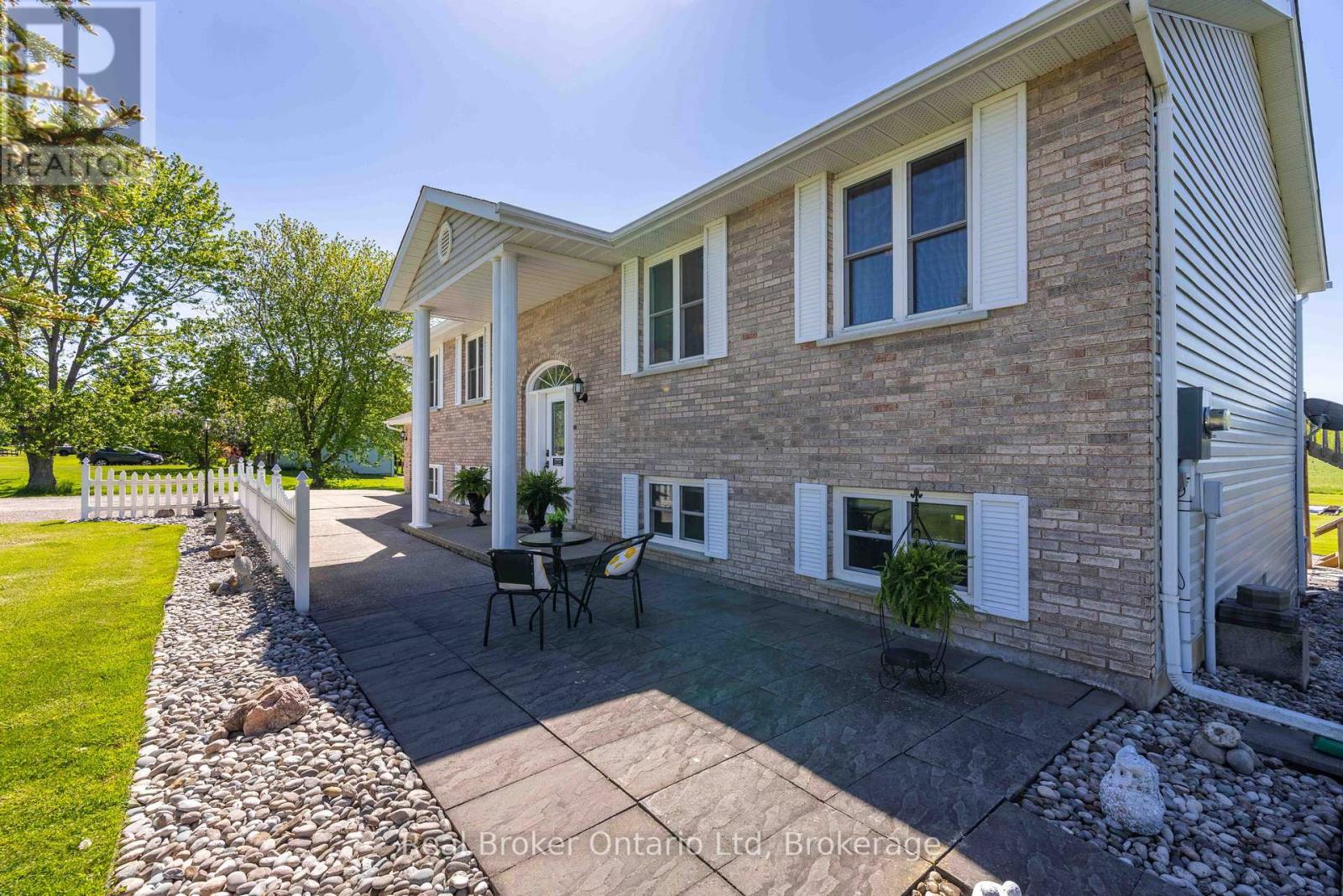122318 Grey Road 5, Georgian Bluffs, Ontario  N4K 5N5 - Photo 1 - X13665432