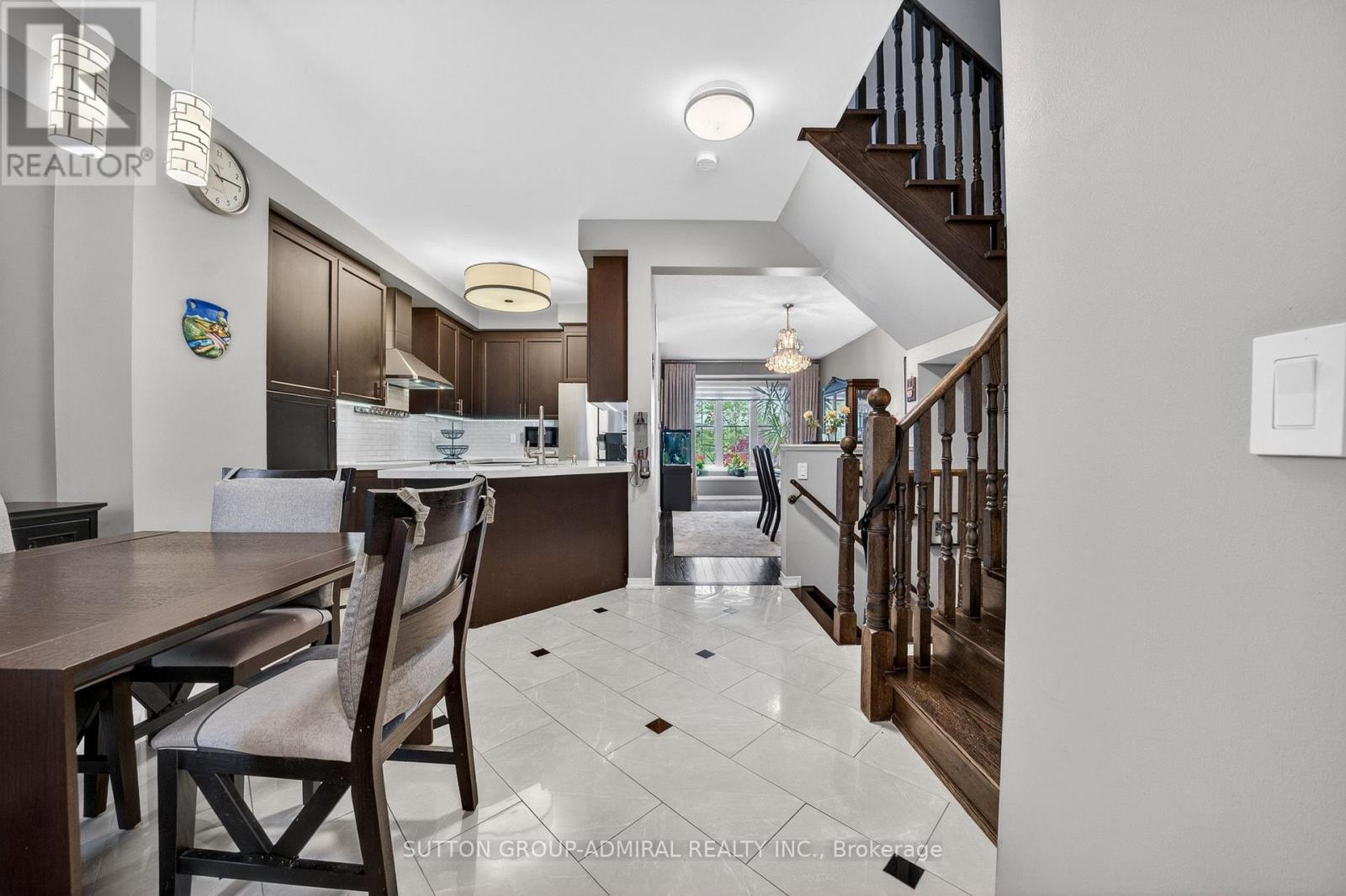 49 Poetry Drive, Vaughan, Ontario L4H 3R1 - Photo 5 - N13665462