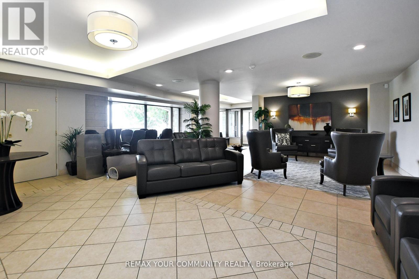 502 - 2500 Rutherford Road, Vaughan, Ontario  L4K 5N7 - Photo 4 - N13665464