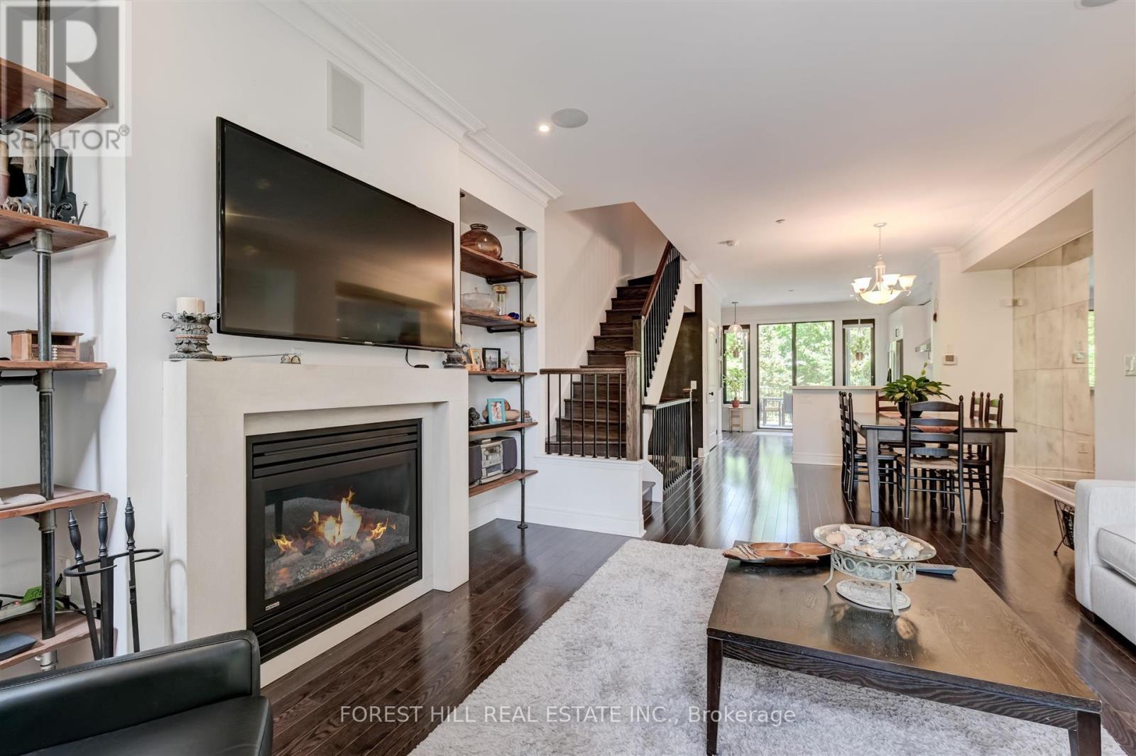 111 Powseland Crescent, Vaughan, Ontario  L4L 0C5 - Photo 9 - N13665526
