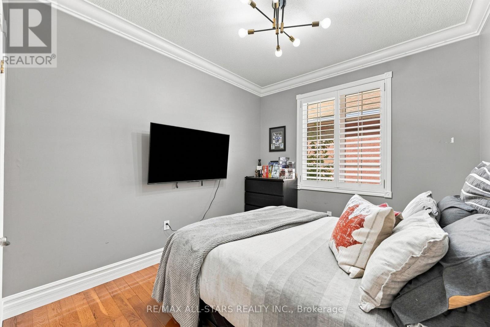 15 Ivygreen Road, Georgina, Ontario  L4P 4B7 - Photo 24 - N13665532