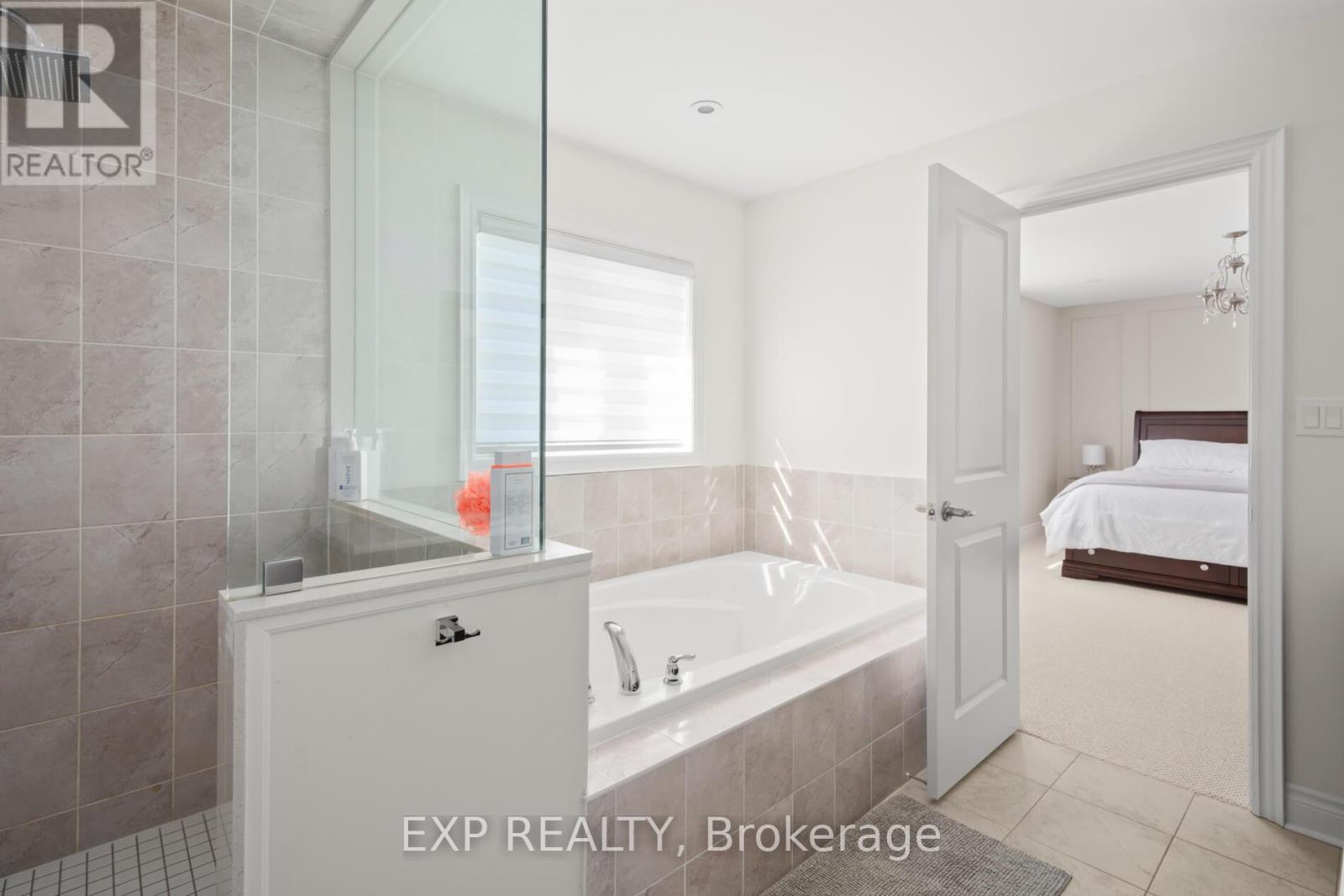 56 Lewis Avenue, Bradford West Gwillimbury, Ontario  L3Z 0X2 - Photo 24 - N13665534