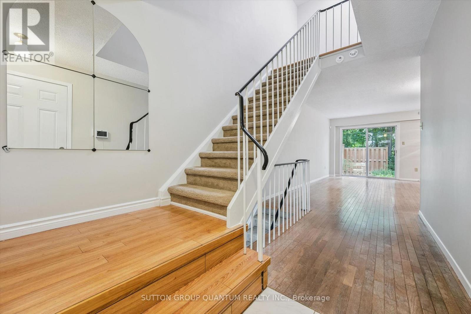 69 - 1558 Lancaster Drive, Oakville, Ontario  L6H 2Z4 - Photo 17 - W13662928