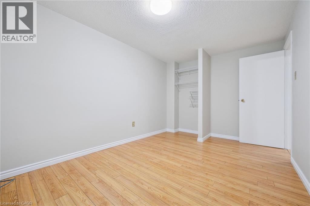 1558 Lancaster Drive Unit# 69, Oakville, Ontario  L6H 2Z4 - Photo 25 - 40853824