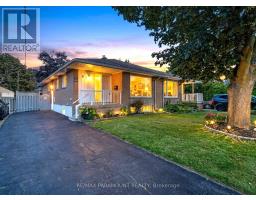 63 ARGYLE CRESCENT, Brampton, Ontario
