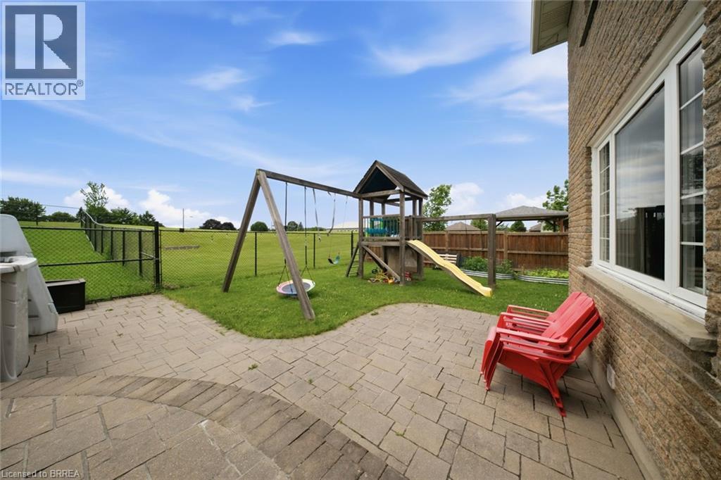 61 Sunnyside Drive, St. George, Ontario  N0E 1N0 - Photo 42 - 40855160