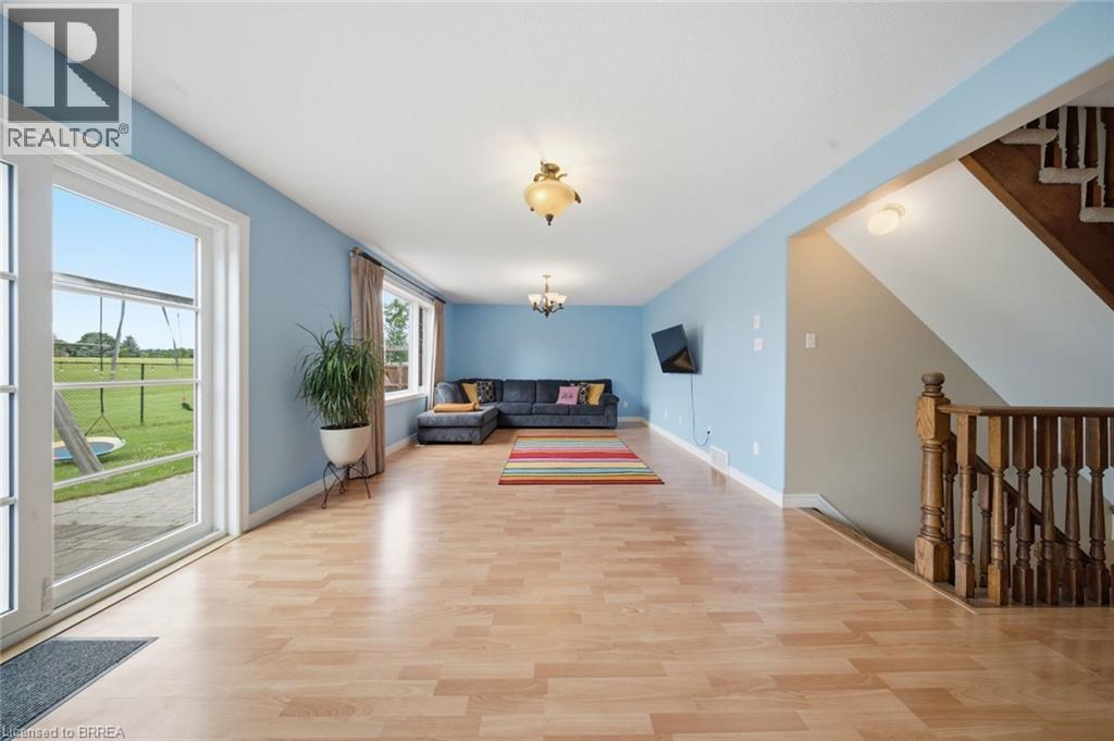 61 Sunnyside Drive, St. George, Ontario  N0E 1N0 - Photo 9 - 40855160