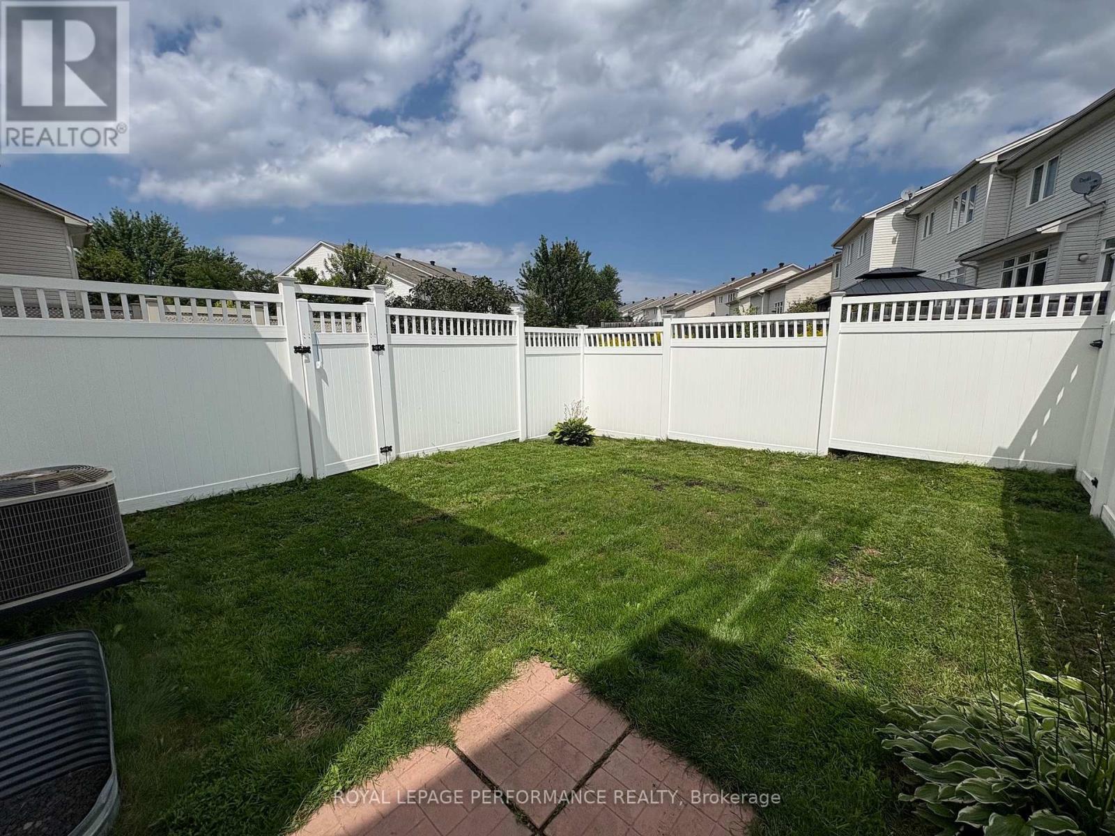 306 Waymark Crescent, Ottawa, Ontario  K2M 0A4 - Photo 37 - X13596392