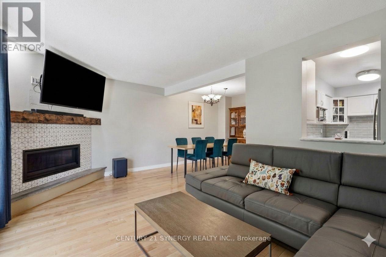 417 Sandhamn Private, Ottawa, Ontario  K1T 2Y9 - Photo 4 - X13601792