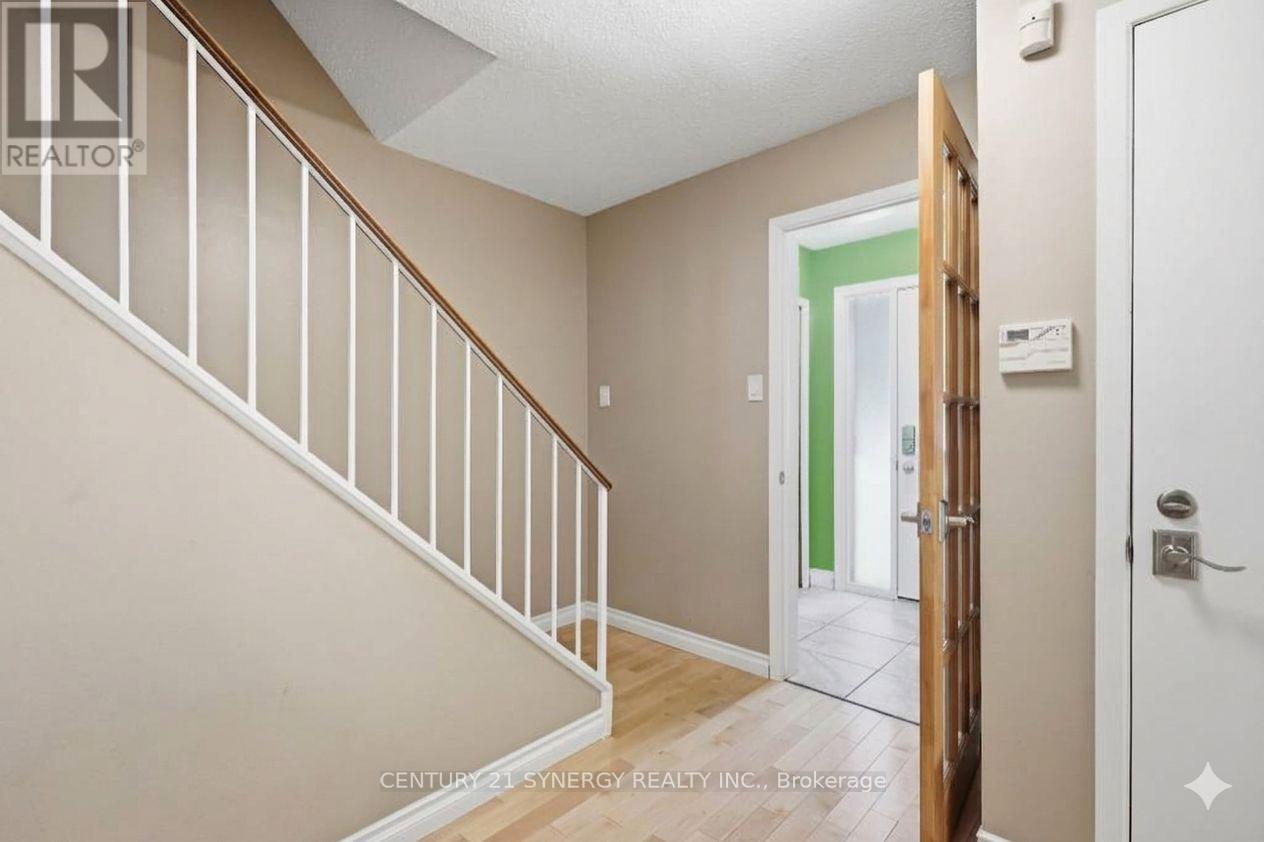 417 Sandhamn Private, Ottawa, Ontario  K1T 2Y9 - Photo 3 - X13601792