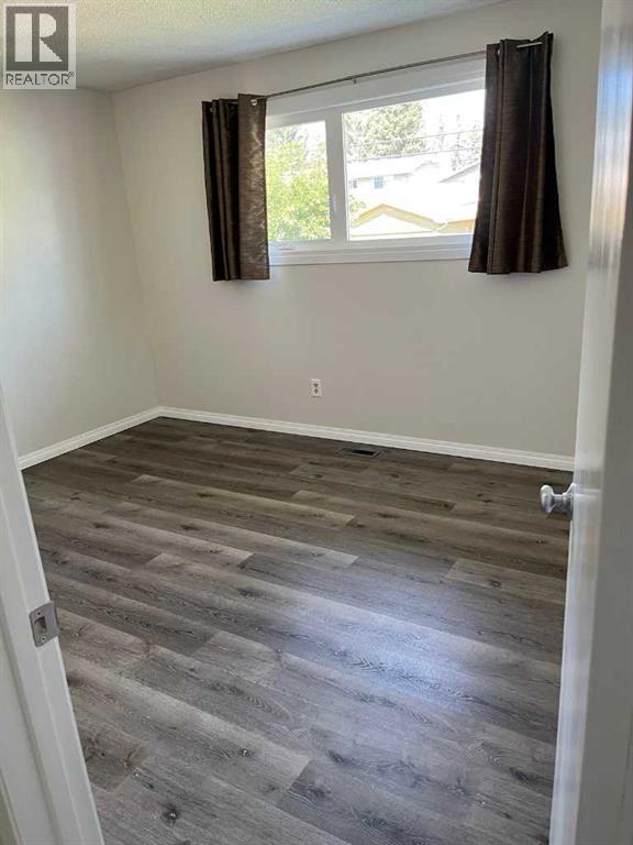 4928 40 Avenue NW, Calgary, Alberta  T3A 0X2 - Photo 18 - A2307438
