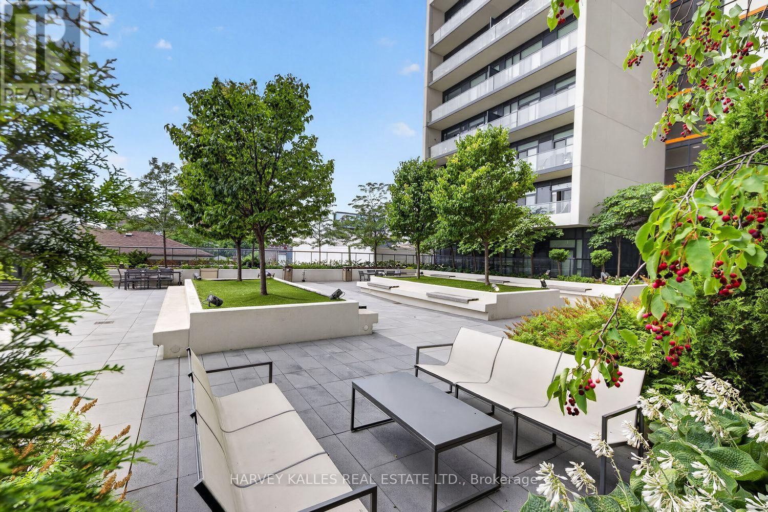214 - 1603 Eglinton Avenue W, Toronto, Ontario  M6E 0A1 - Photo 24 - C13538196